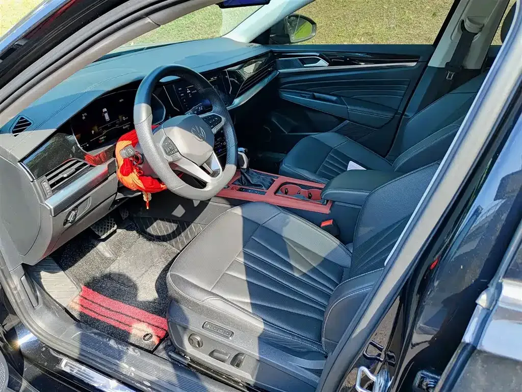 Volkswagen Passat — фото 10