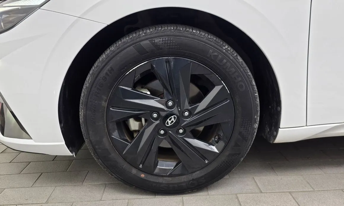 Hyundai AVANTE 2021 из KR, фото 6