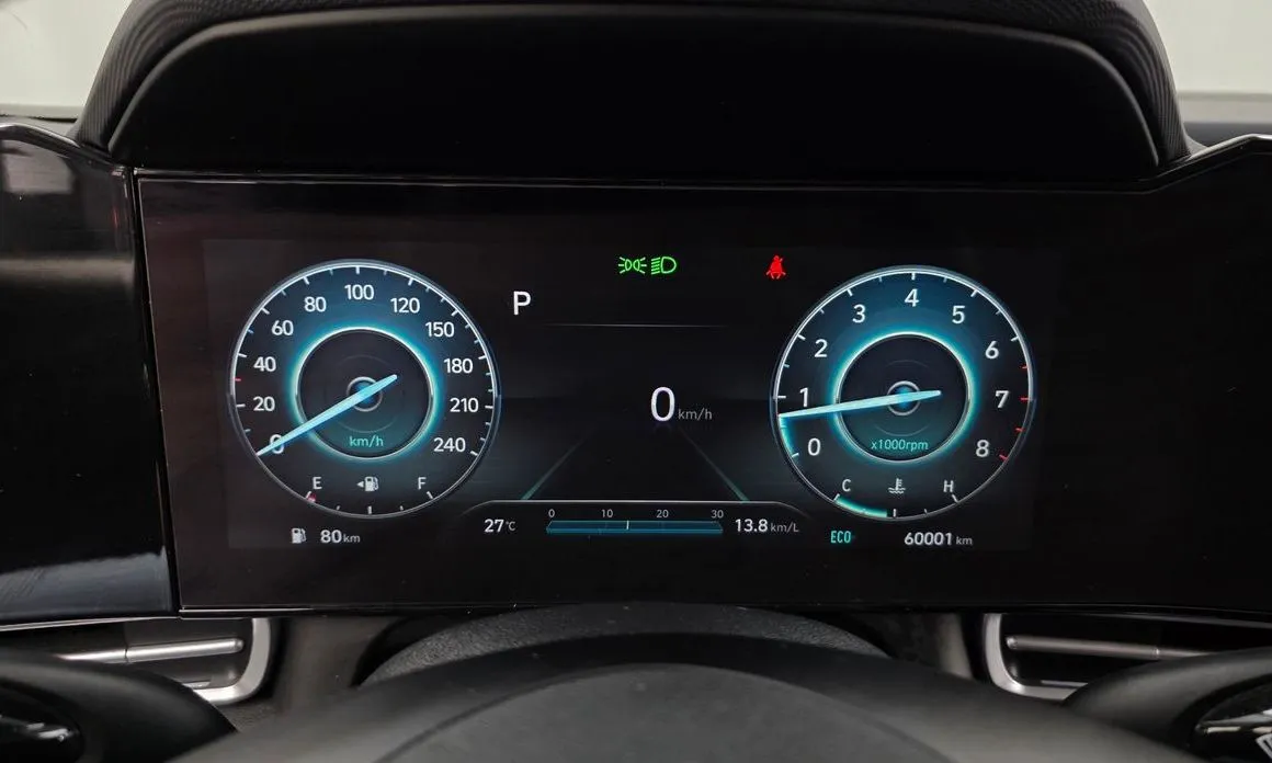Hyundai AVANTE 2021 из KR, фото 2