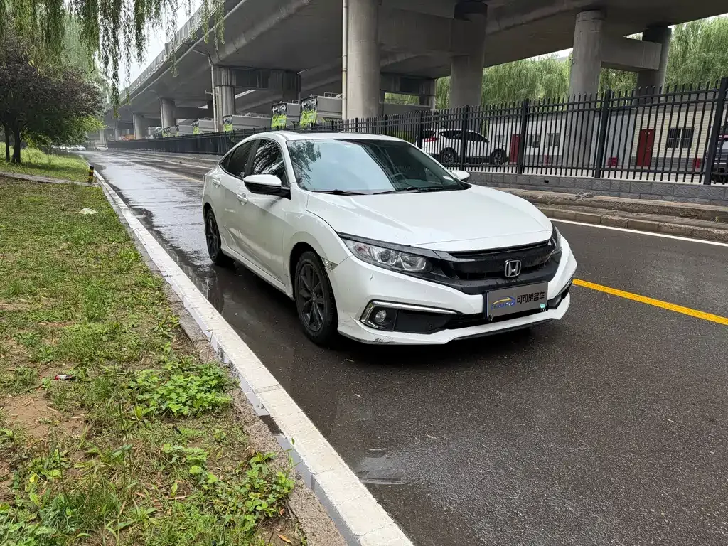 Honda Civic — фото 4