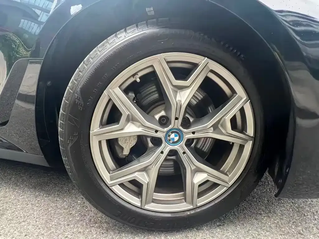 BMW i3 — фото 9