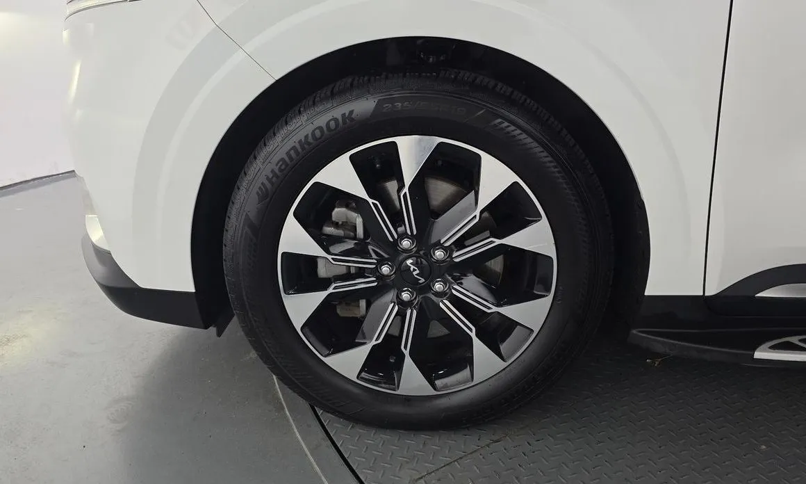 Kia Carnival 2023 из KR, фото 3