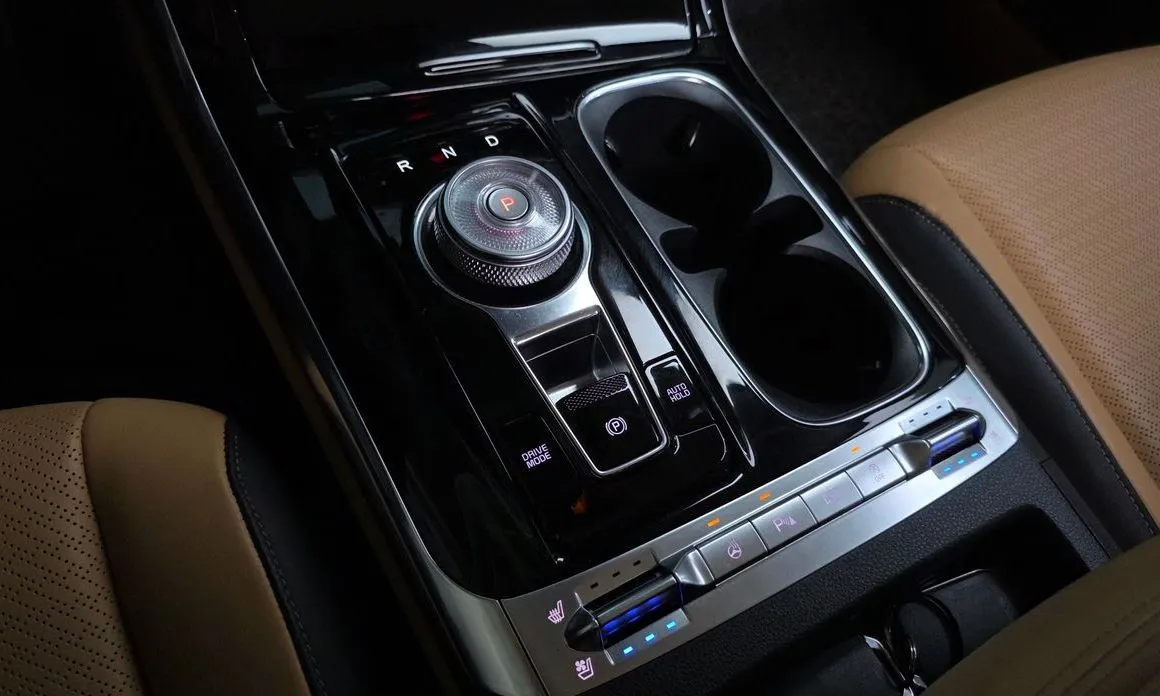 Kia Carnival 2023 из KR, фото 10