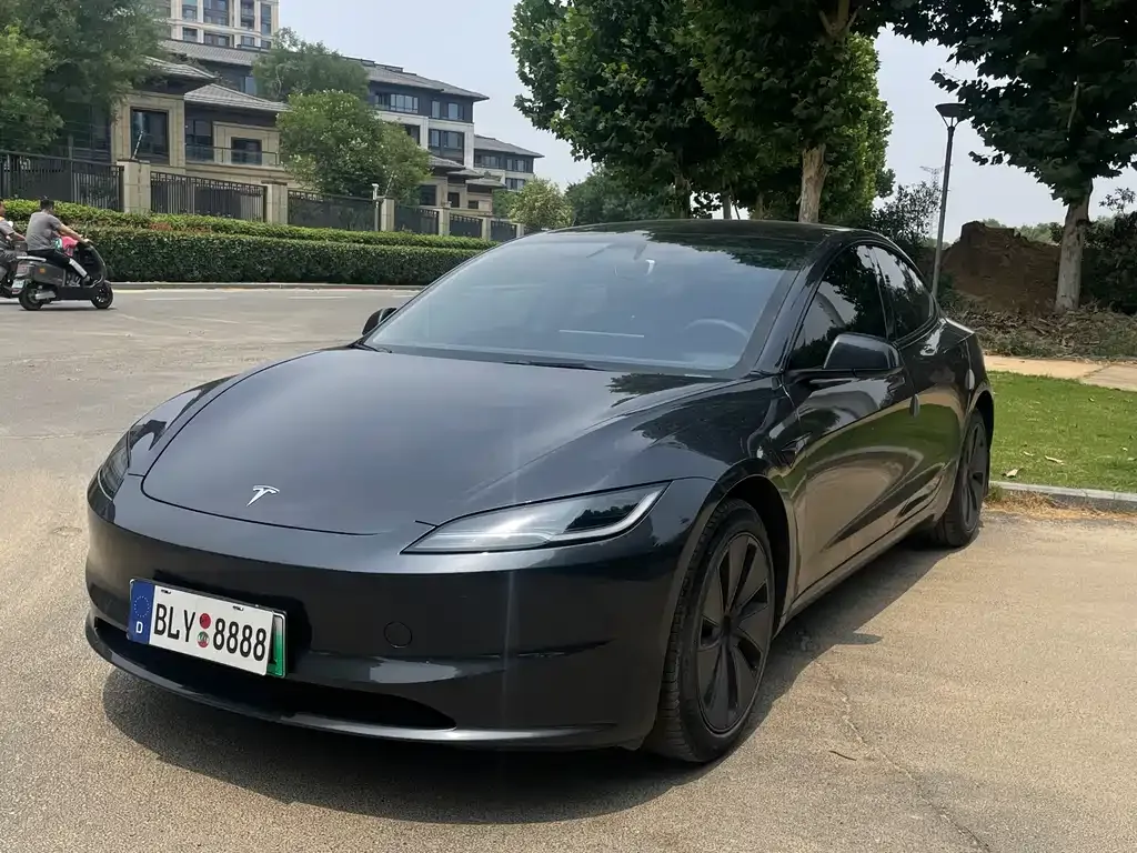 Tesla Model 3 — фото 5