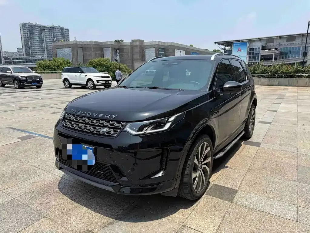 Land Rover Discovery Sport — фото 1