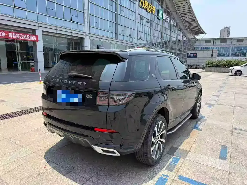 Land Rover Discovery Sport — фото 8