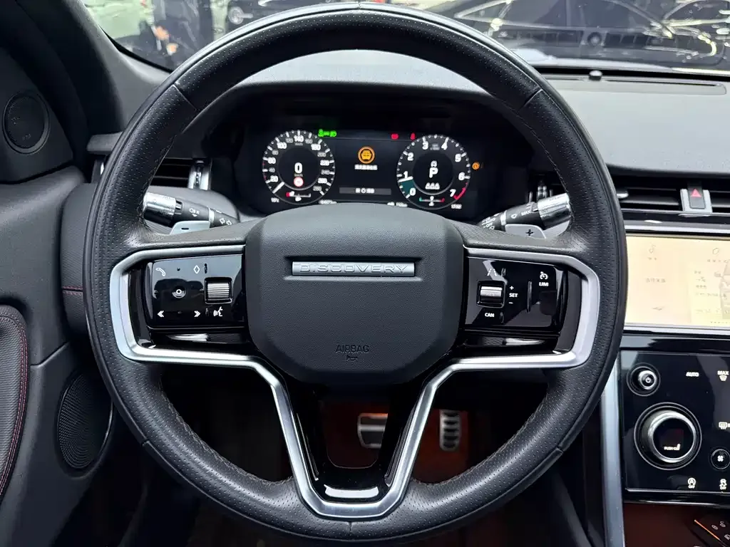 Land Rover Discovery Sport — фото 10