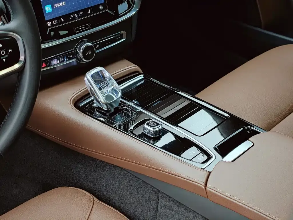 Volvo S90 PHEV 2023 из CN, фото 7