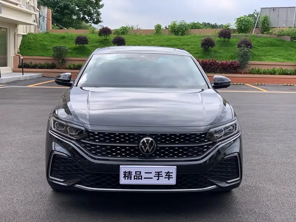 Volkswagen Passat — фото 9