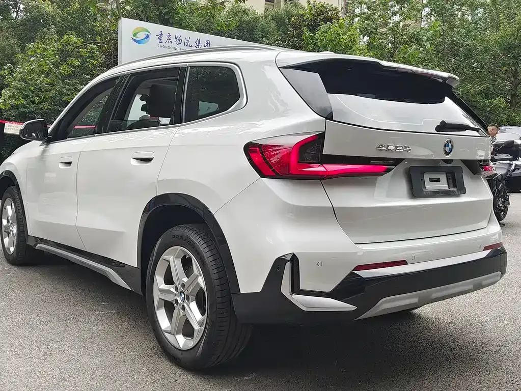 BMW X1 — фото 4