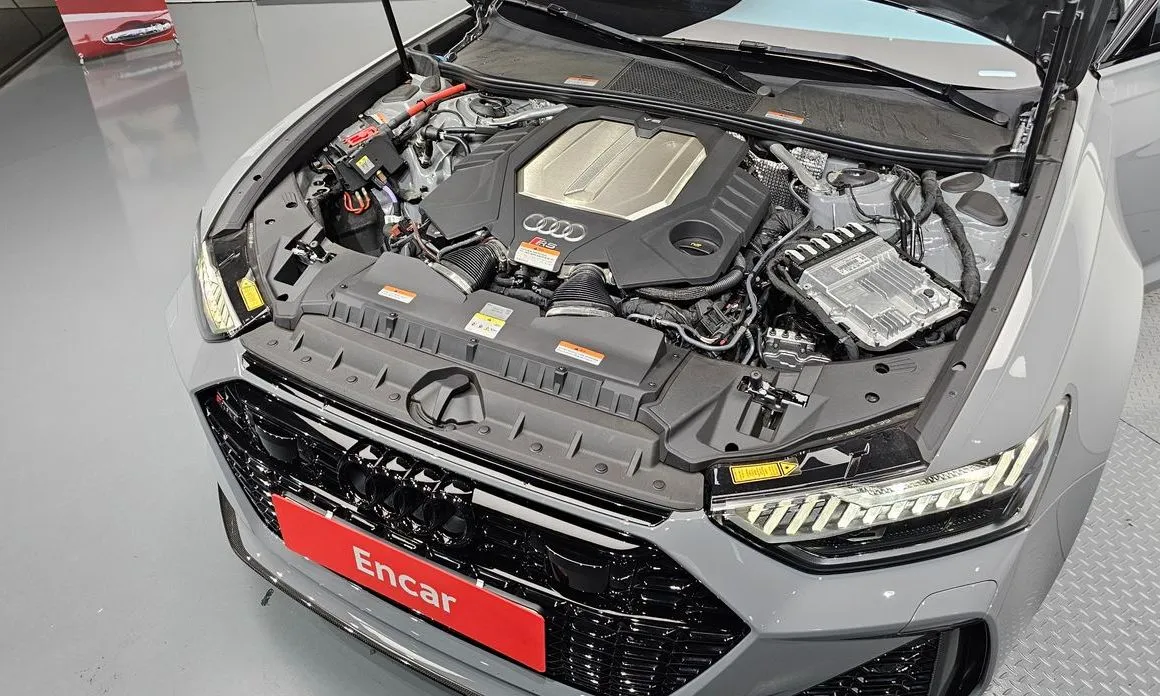 Audi RS6 2025 из KR, фото 10