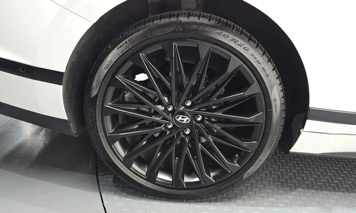 Hyundai Grandeur 2023 из KR, фото 3