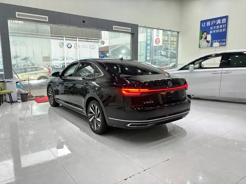Volkswagen Passat — фото 8