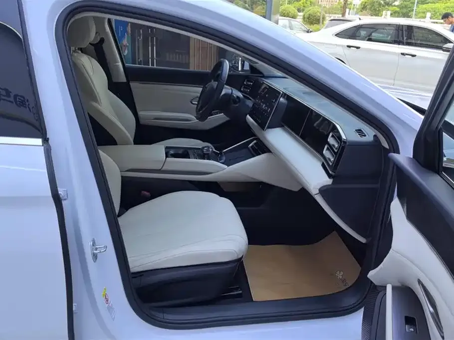 BYD Qin L 2024 из CN, фото 7