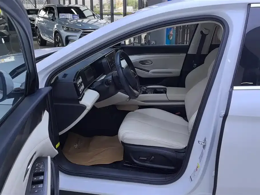 BYD Qin L 2024 из CN, фото 4