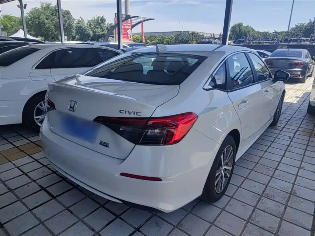 Honda Civic — фото 7