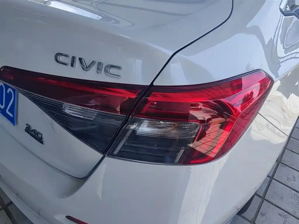 Honda Civic — фото 4
