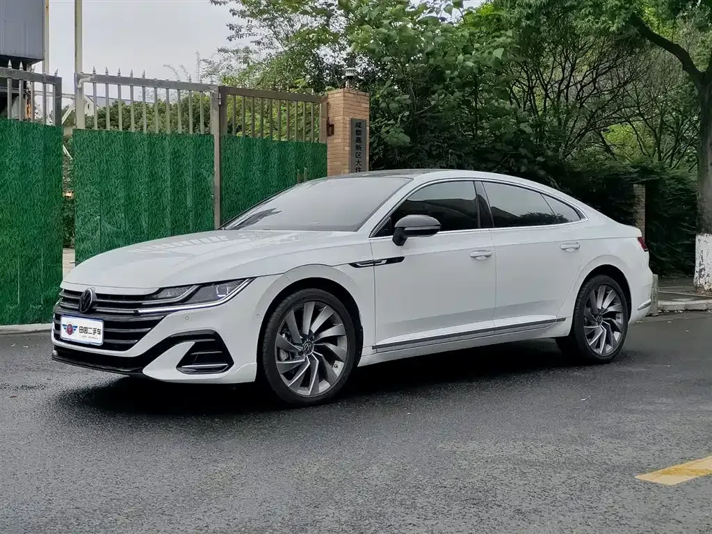 Volkswagen CC — фото 1