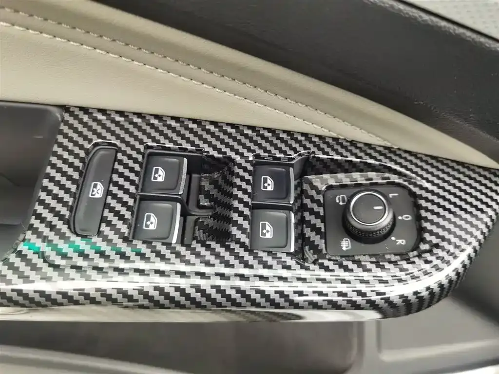Volkswagen Golf 2021 из CN, фото 8