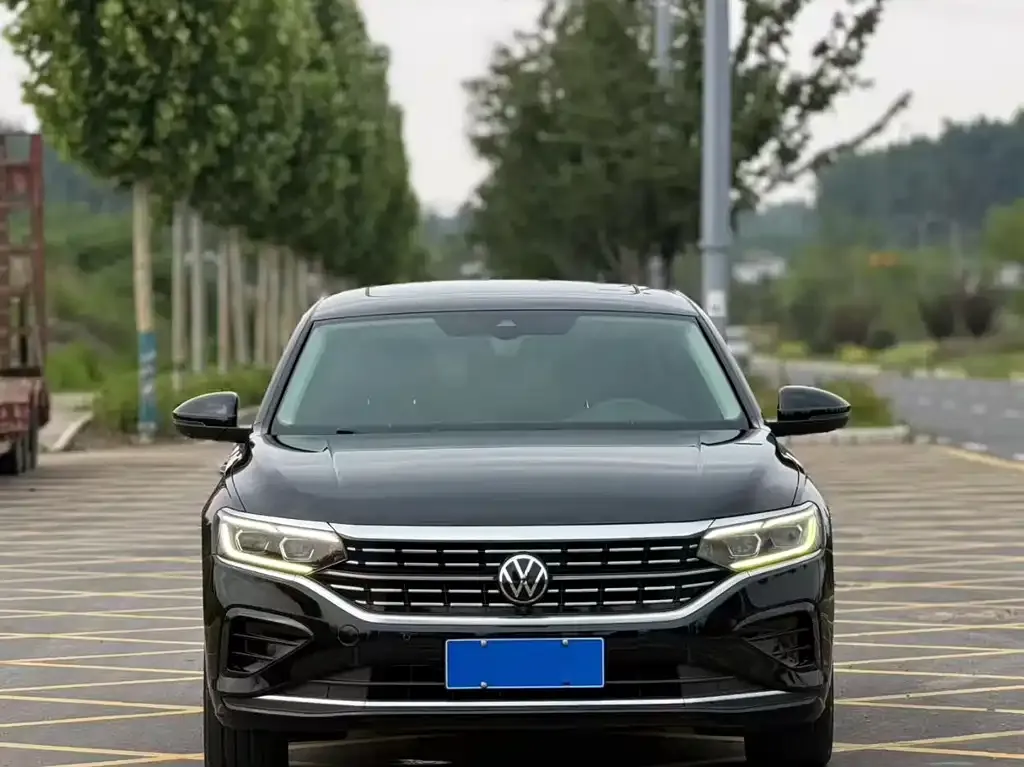 Volkswagen Passat — фото 5