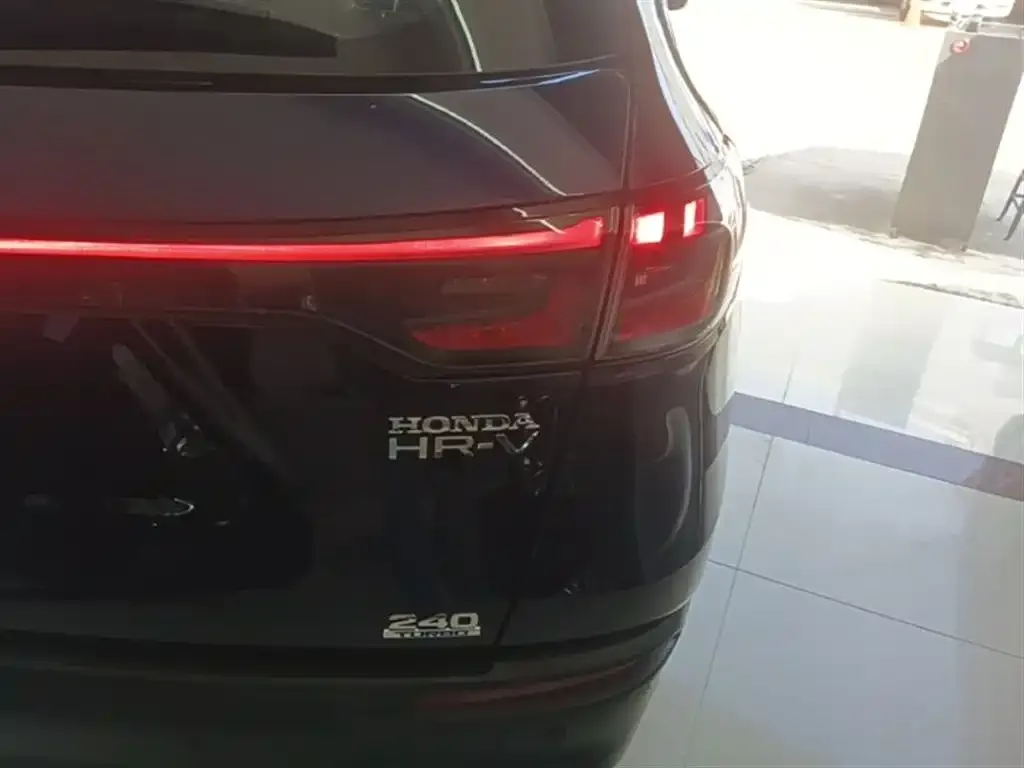 Honda HR-V 2024 из CN, фото 2