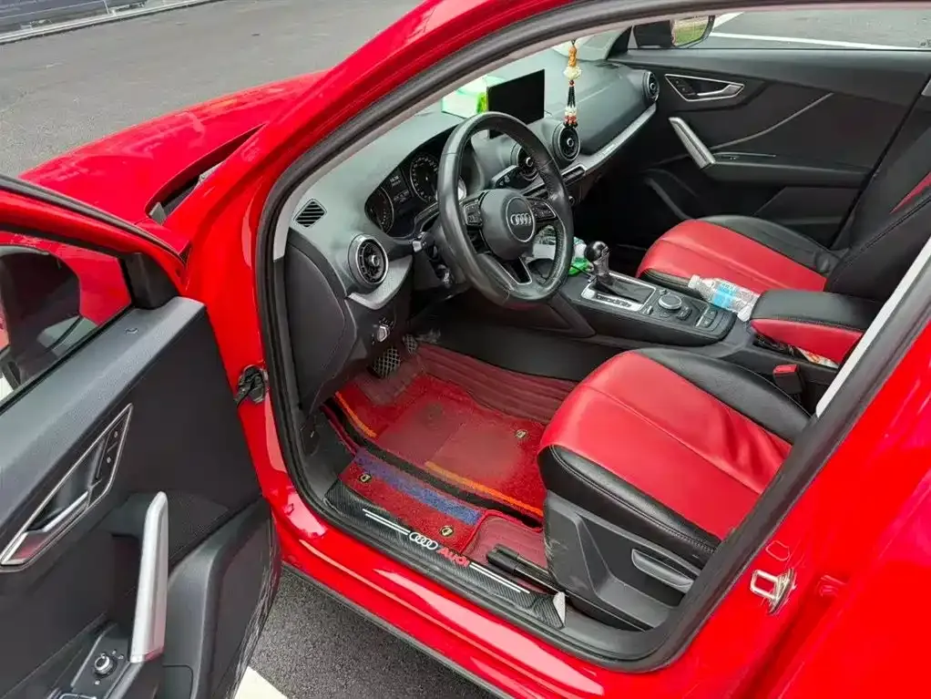 Audi Q2L 2021 из CN, фото 4