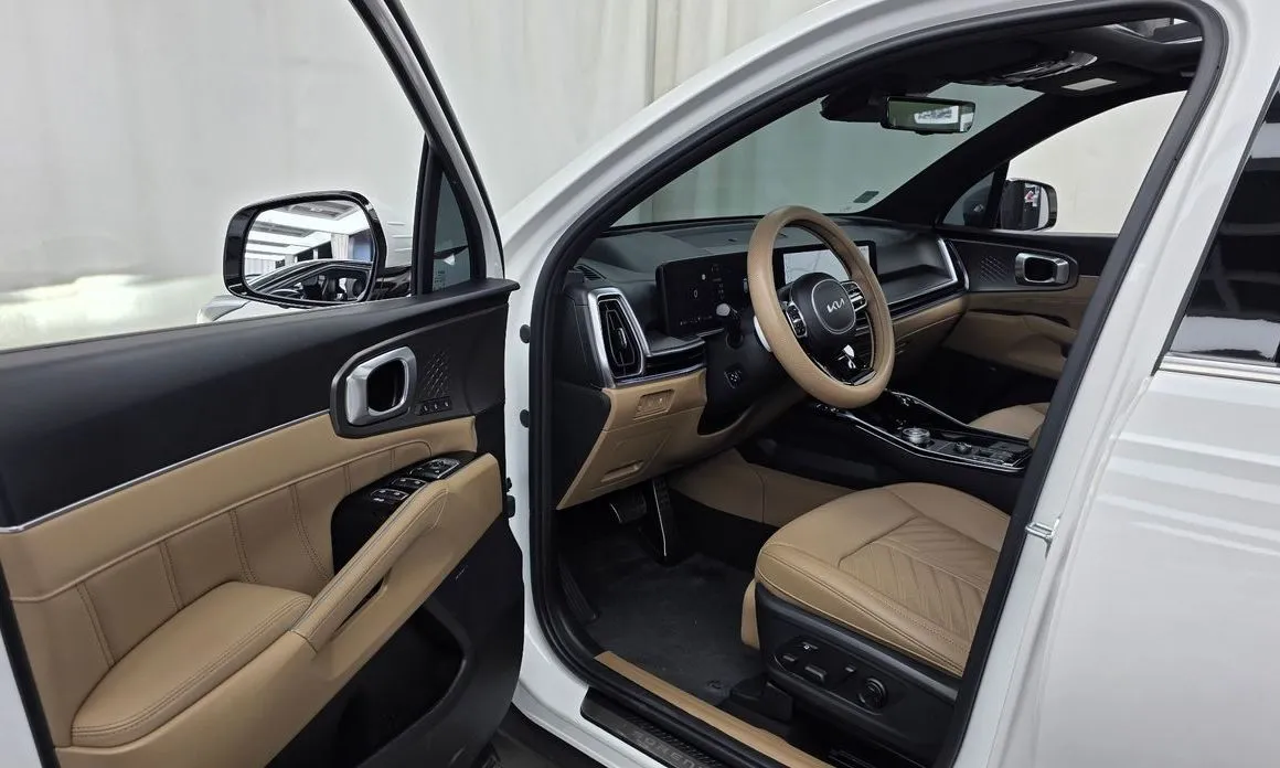 Kia Sorento — фото 9