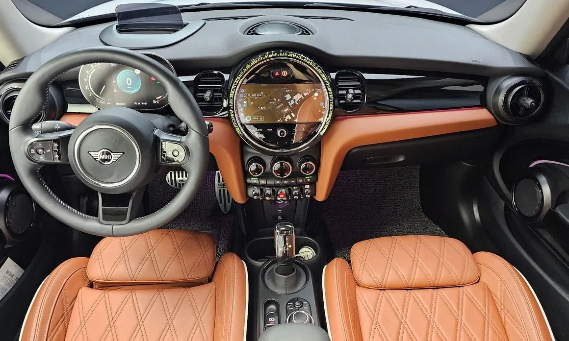 Mini Cooper 2024 из KR, фото 8