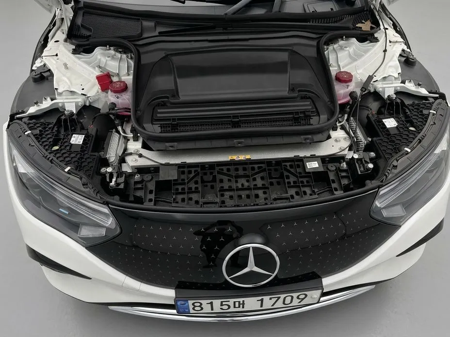 Mercedes-Benz EQE 2023 из KR, фото 6