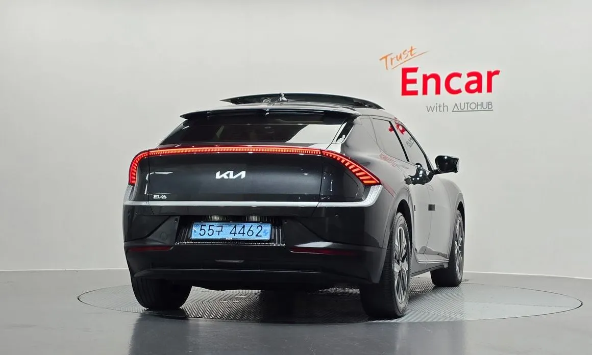 Kia EV6 — фото 7