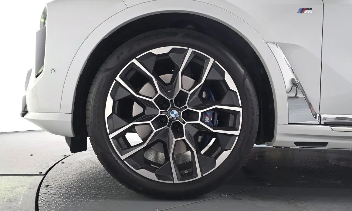 BMW X7 2025 из KR, фото 7