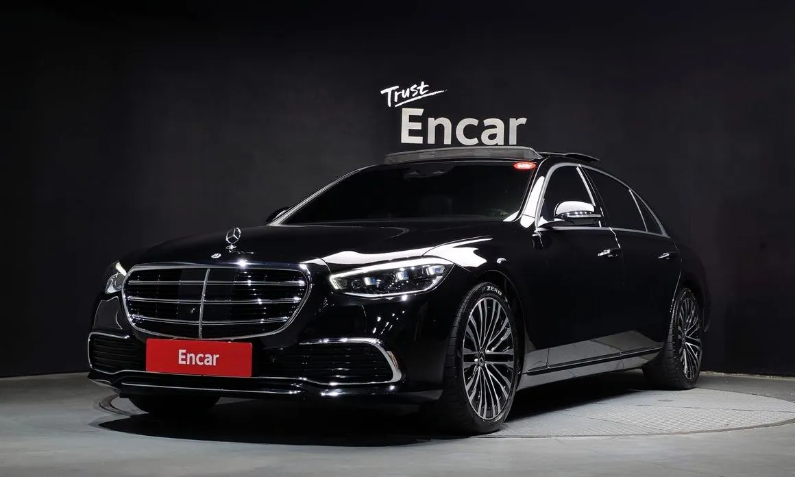 Mercedes-Benz S-Class — фото 1