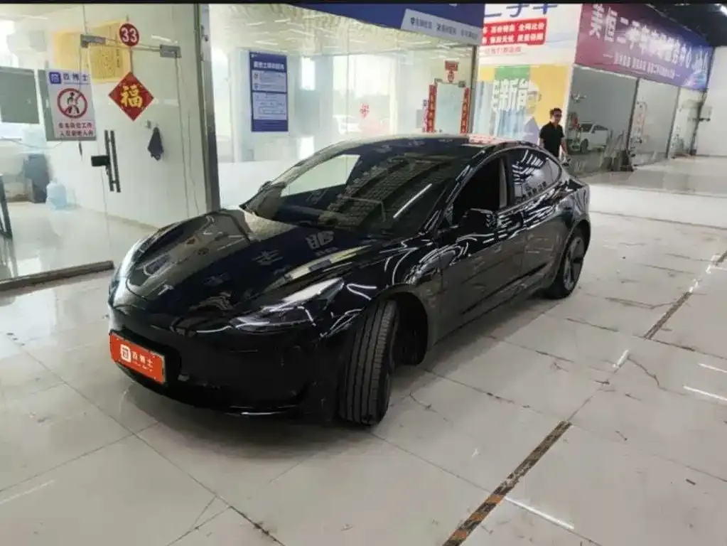 Tesla Model 3 — фото 2