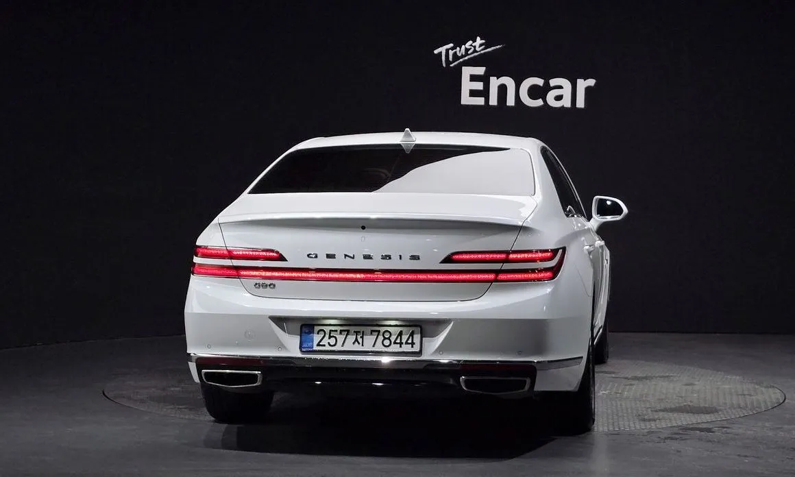 Genesis G90 2021 из KR, фото 2