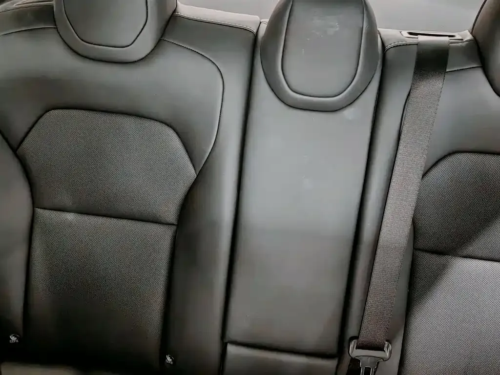 Tesla Model 3 — фото 10