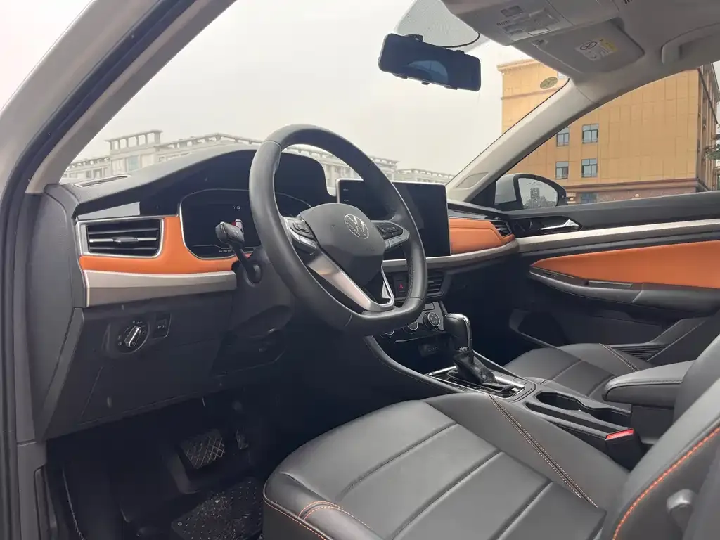 Volkswagen Bora 2023 из CN, фото 5