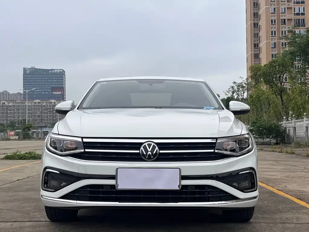 Volkswagen Bora 2023 из CN, фото 3