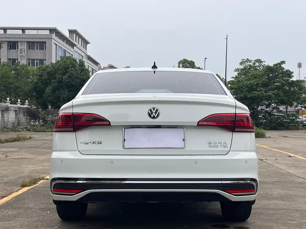 Volkswagen Bora 2023 из CN, фото 6