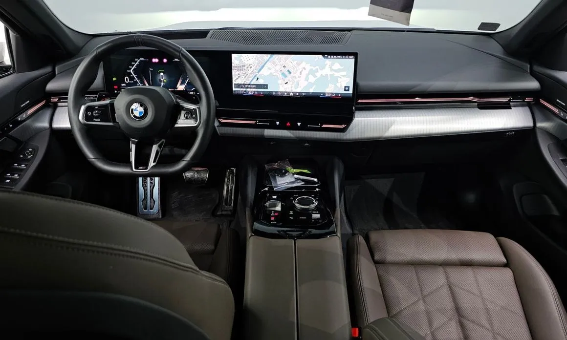BMW 5-Series 2024 из KR, фото 7