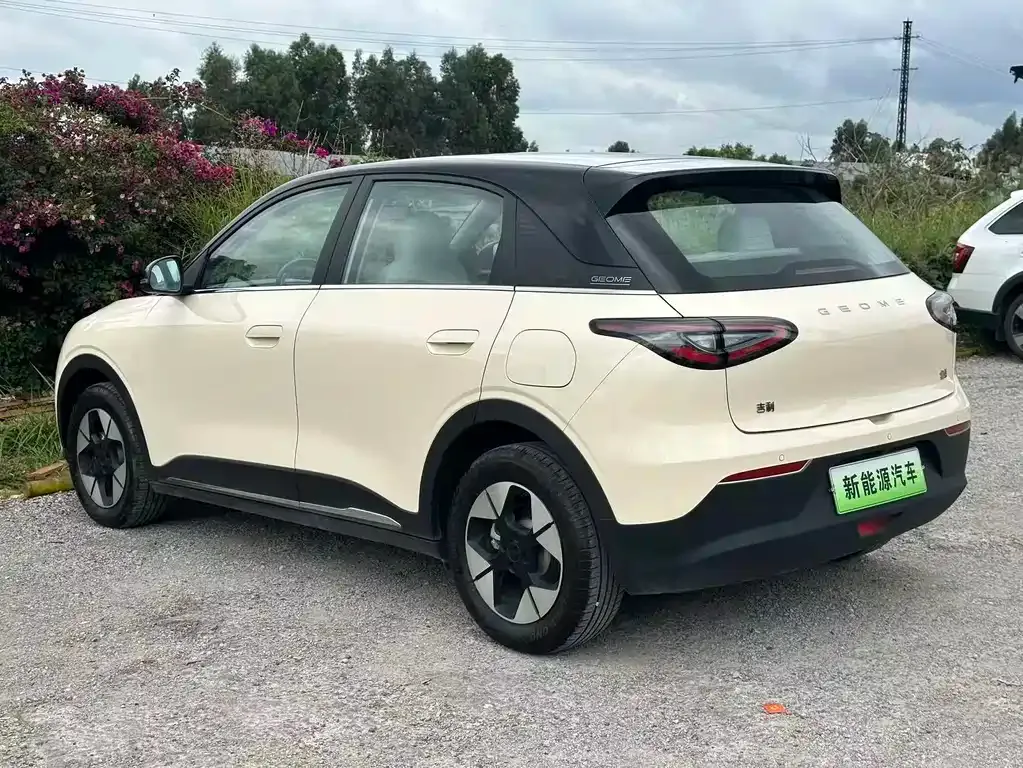 Geely Starburst — фото 9