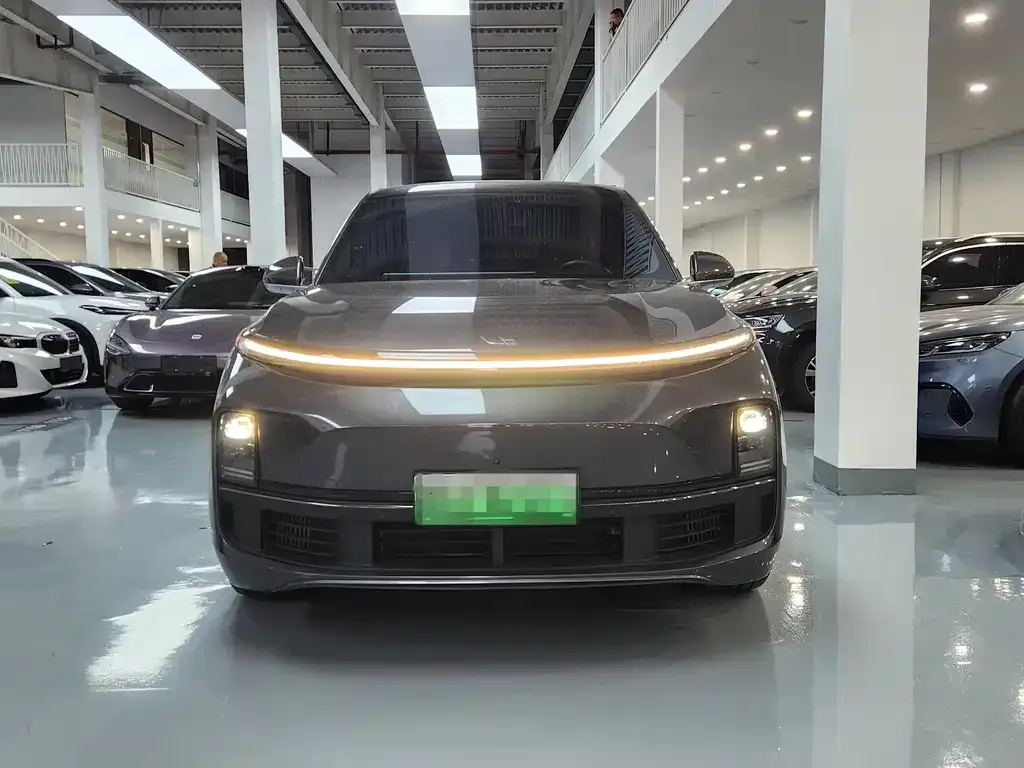 Li Auto L8 2023 из CN, фото 6
