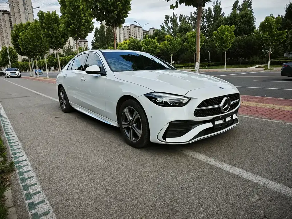Mercedes-Benz C-Class — фото 10