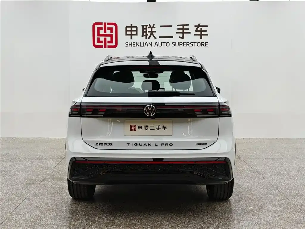 Volkswagen Tiguan L — фото 2