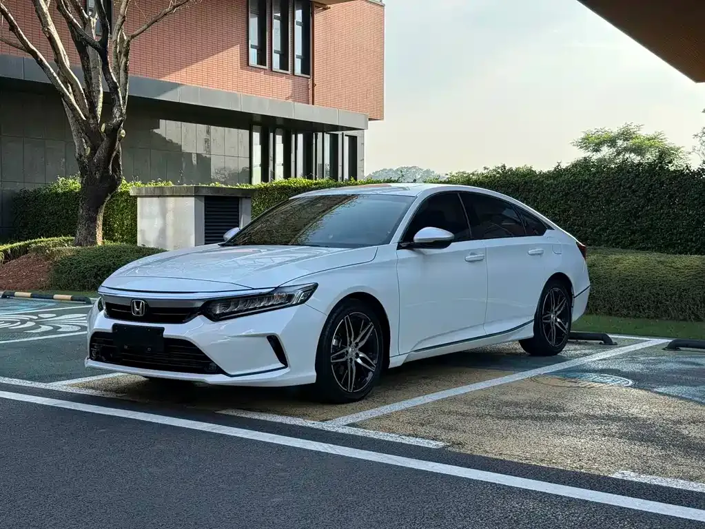 Honda Inspire — фото 1