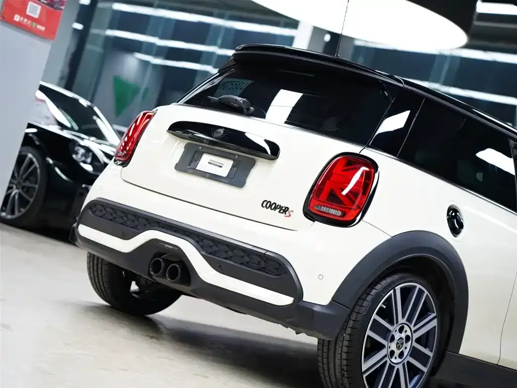 MINI Cooper (3-door) — фото 10