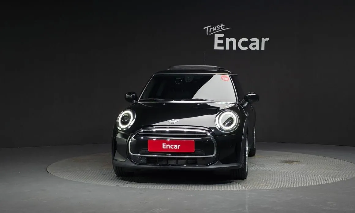 Mini Cooper 2023 из KR, фото 2