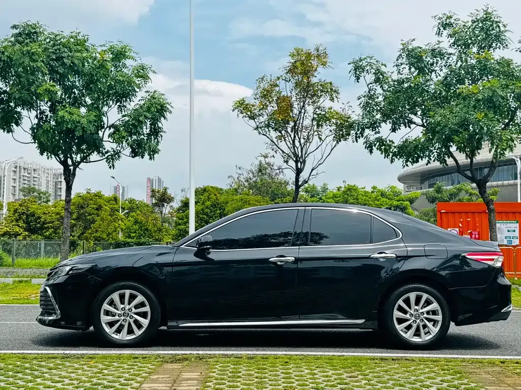 Toyota Camry 2024 из CN, фото 9