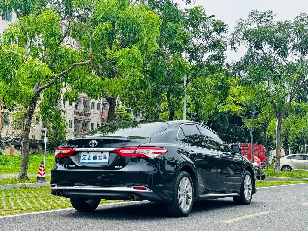 Toyota Camry 2024 из CN, фото 8