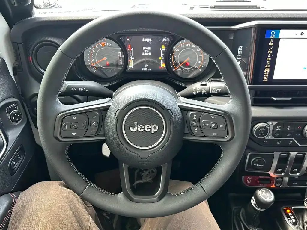 Jeep Wrangler — фото 9
