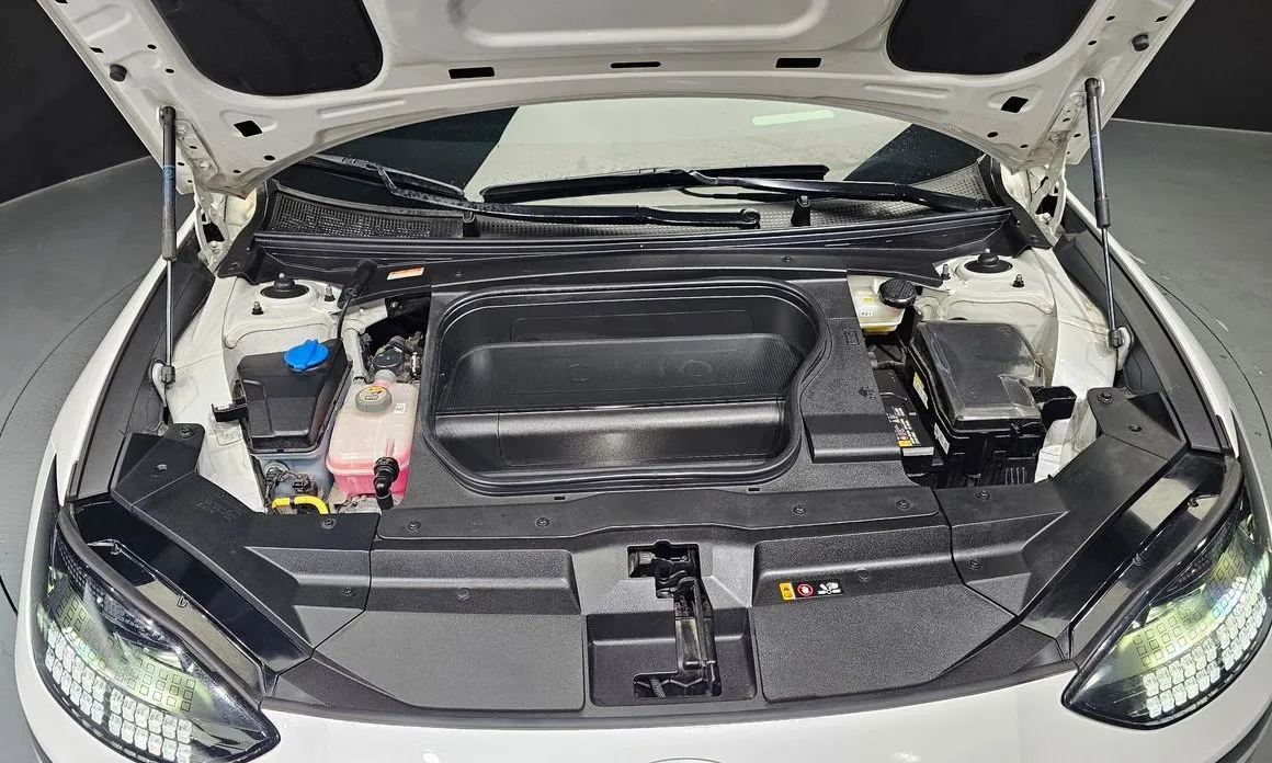 Hyundai Ioniq6 2023 из KR, фото 9